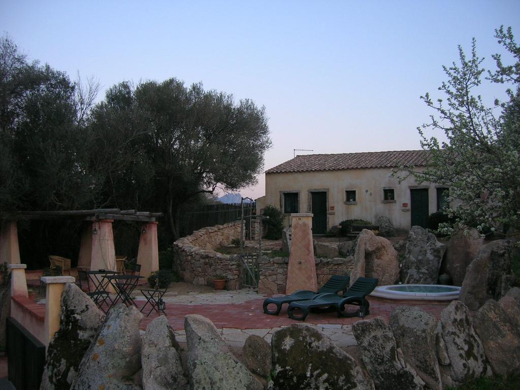 La Mesenda Rooms & Apartments Arzachena Εξωτερικό φωτογραφία