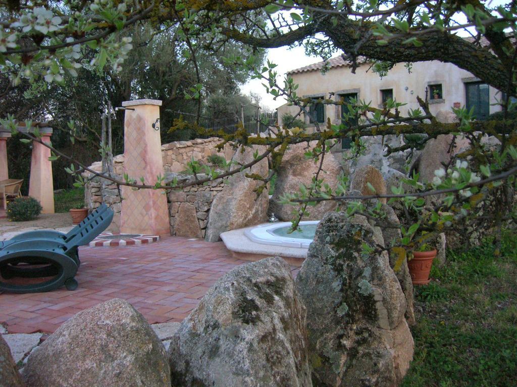 La Mesenda Rooms & Apartments Arzachena Εξωτερικό φωτογραφία