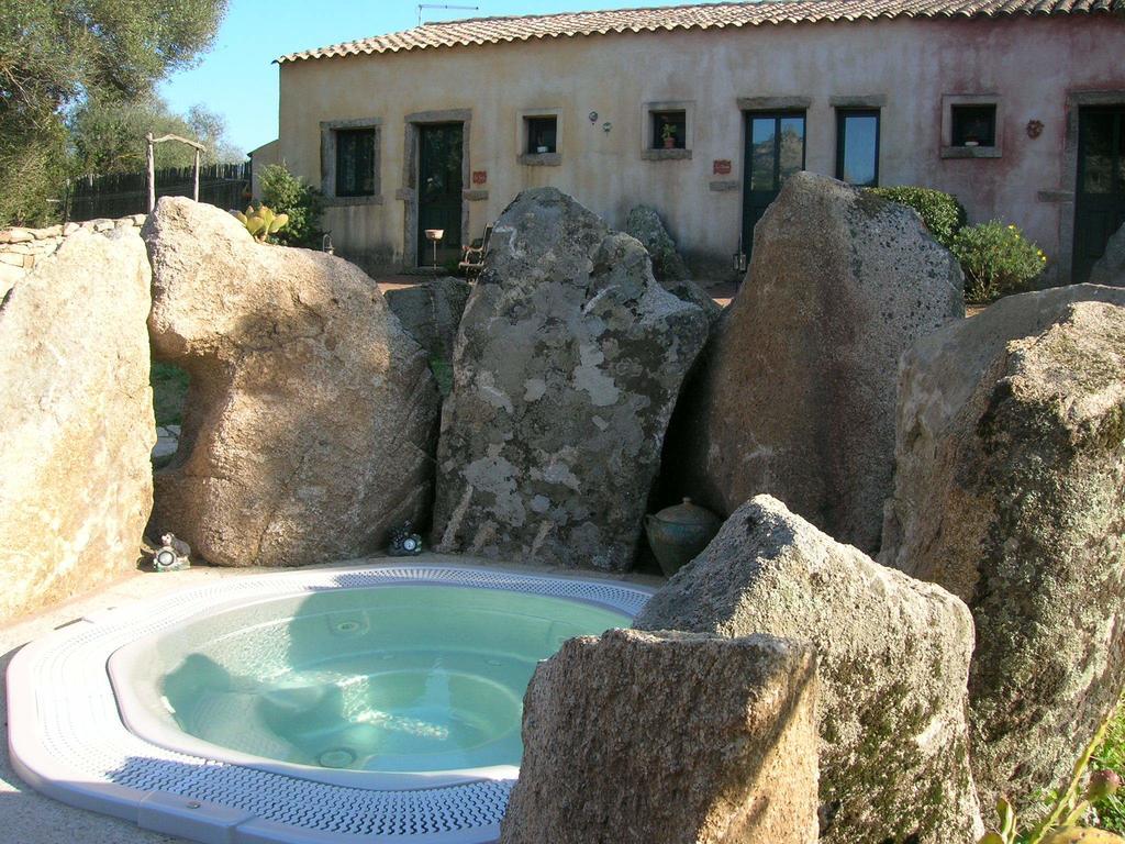La Mesenda Rooms & Apartments Arzachena Εξωτερικό φωτογραφία