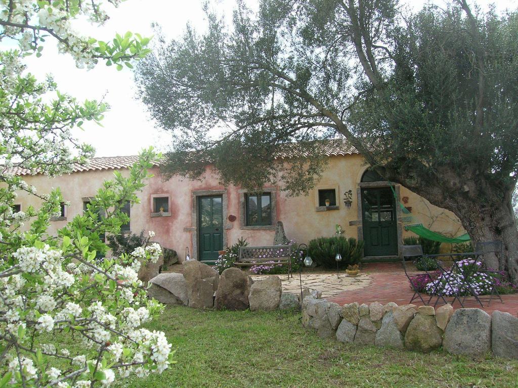 La Mesenda Rooms & Apartments Arzachena Εξωτερικό φωτογραφία